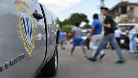 Se disfrazaba de conductor de Yummy para despojar de sus celulares a caraqueños