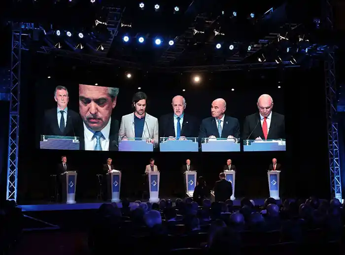 Debate final