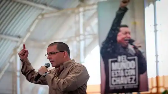 SEGÚN ARREAZA los Chávez no hicieron nada en Barinas: en la recta final de las elecciones del 9E