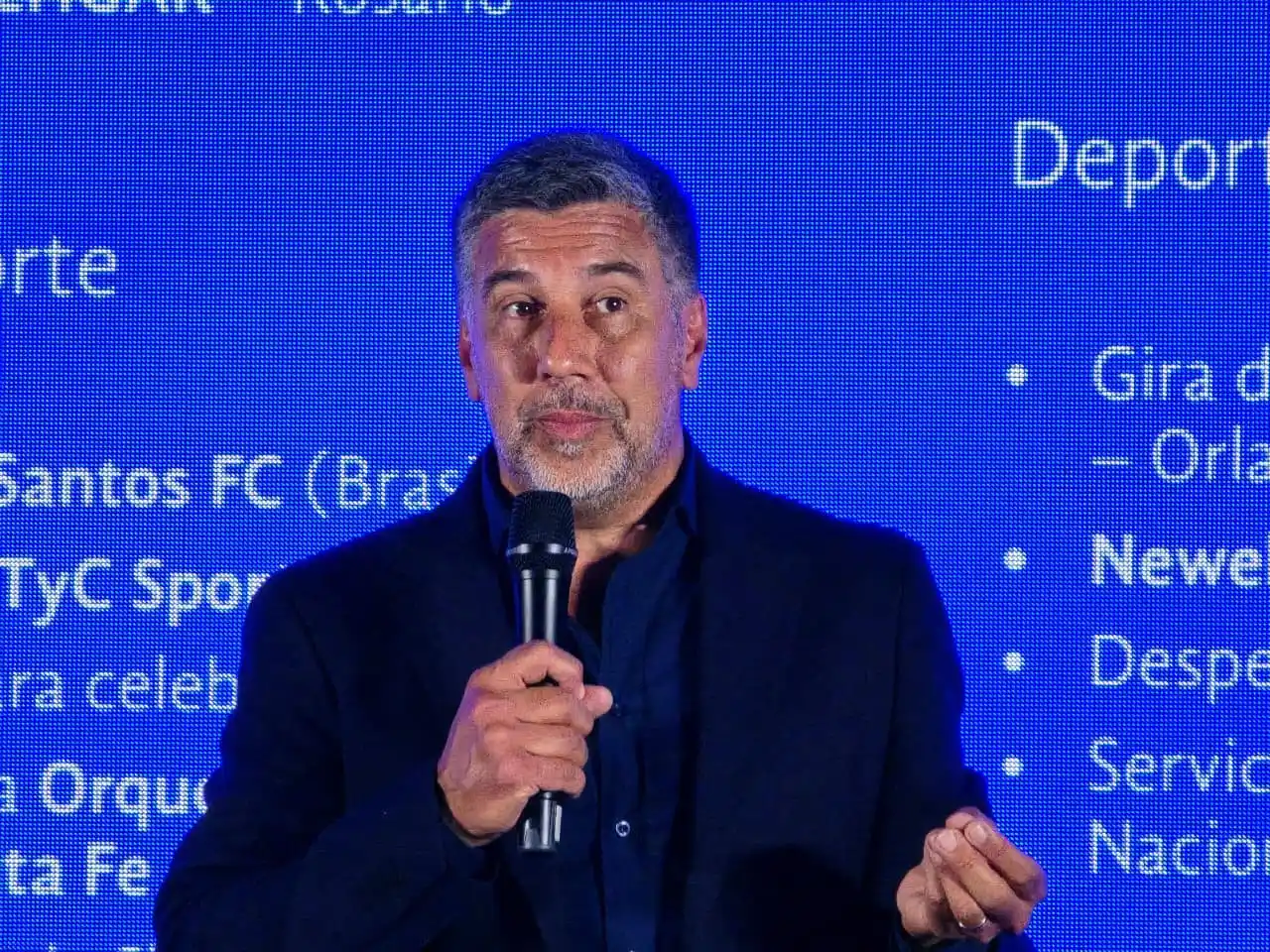 Turismo receptivo en la ciudad: presentaron la nueva flota de vehículos para eventos privados y servicios turísticos