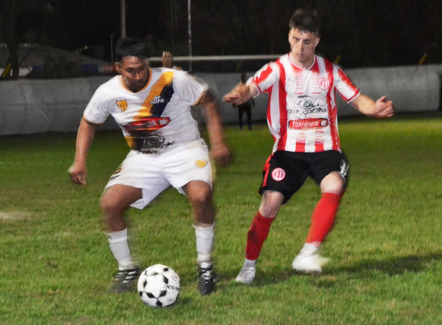 Empate sin goles y primer punto en su historia ante los grandes de la ciudad para el Regulé.