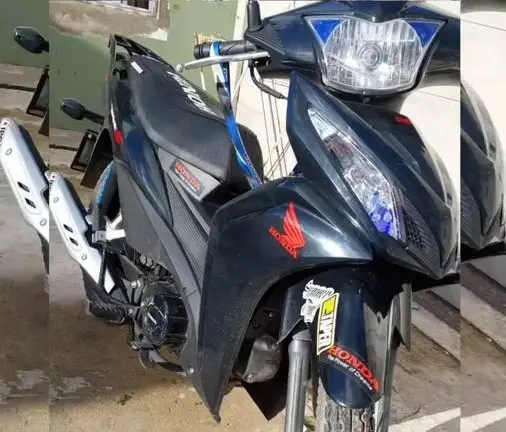 Compró una moto hace un mes y ayer se la sustrajeron de la casa