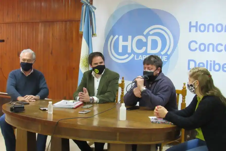 Con una decena de contagiados, en Larroque piden "no generar fantasmas"