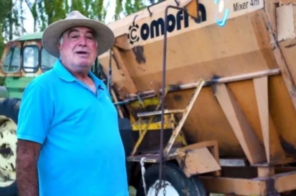 Asado con toque ecológico: inventó “bio troncos” para reemplazar el carbón y la leña