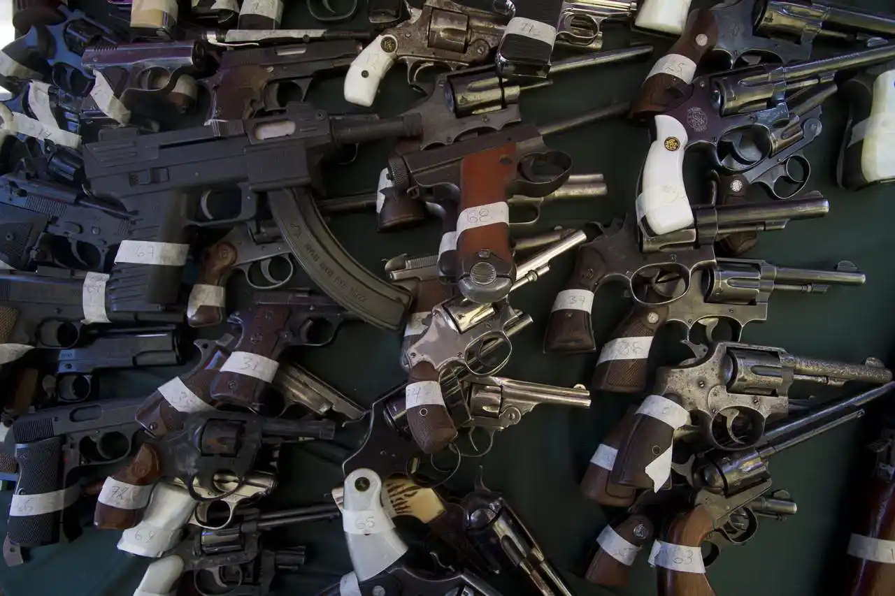 Desde hoy pagarán $2 mil por cada arma entregada voluntariamente