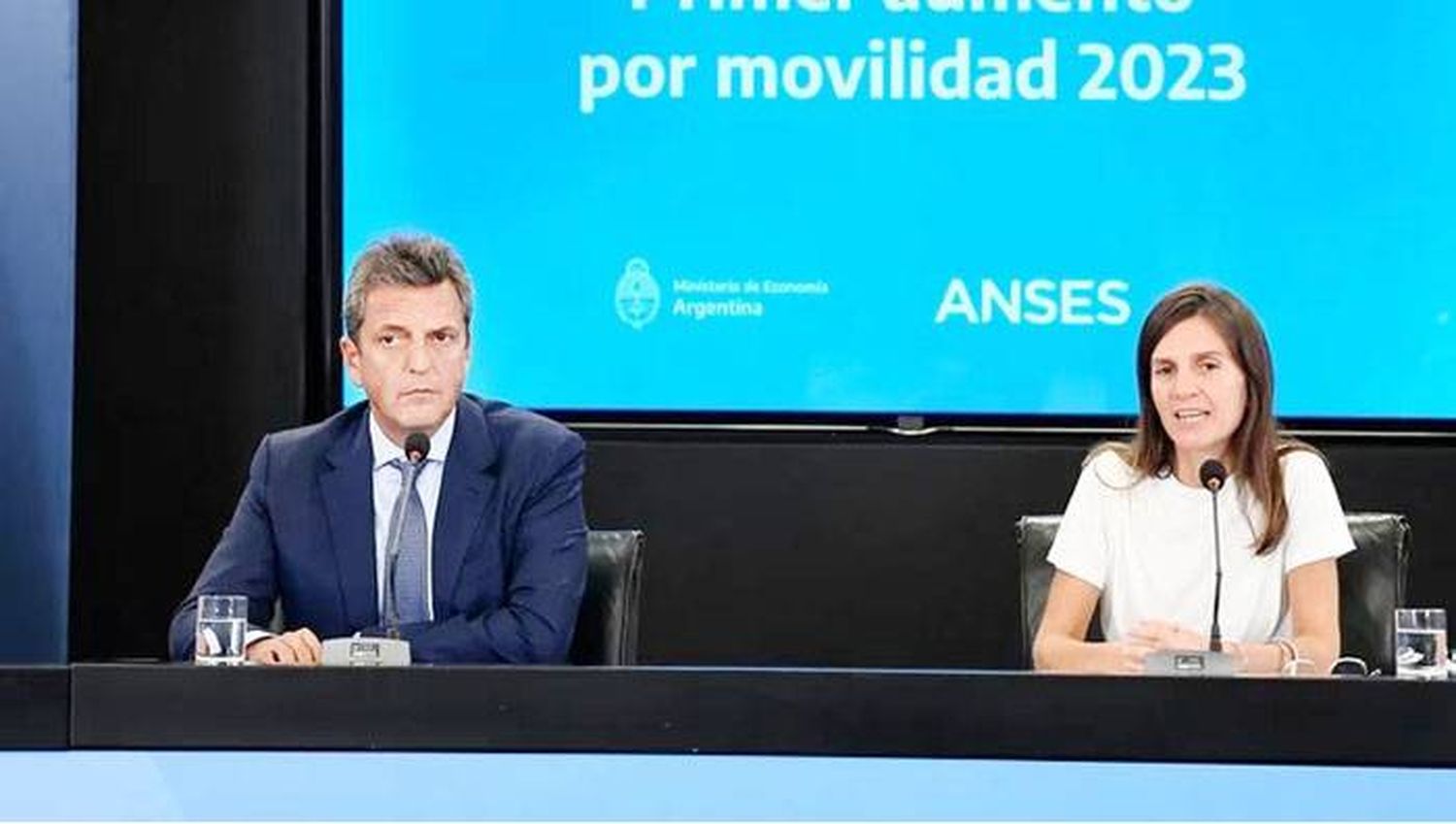 Las jubilaciones y pensiones aumentarán un 17 % en marzo 