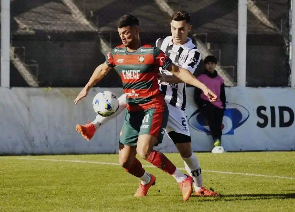 "Cuyi" Verón con la camiseta de Círculo Deportivo