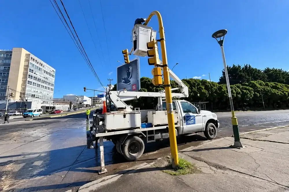 La instalación de los semáforos con IA en Mar del Plata.