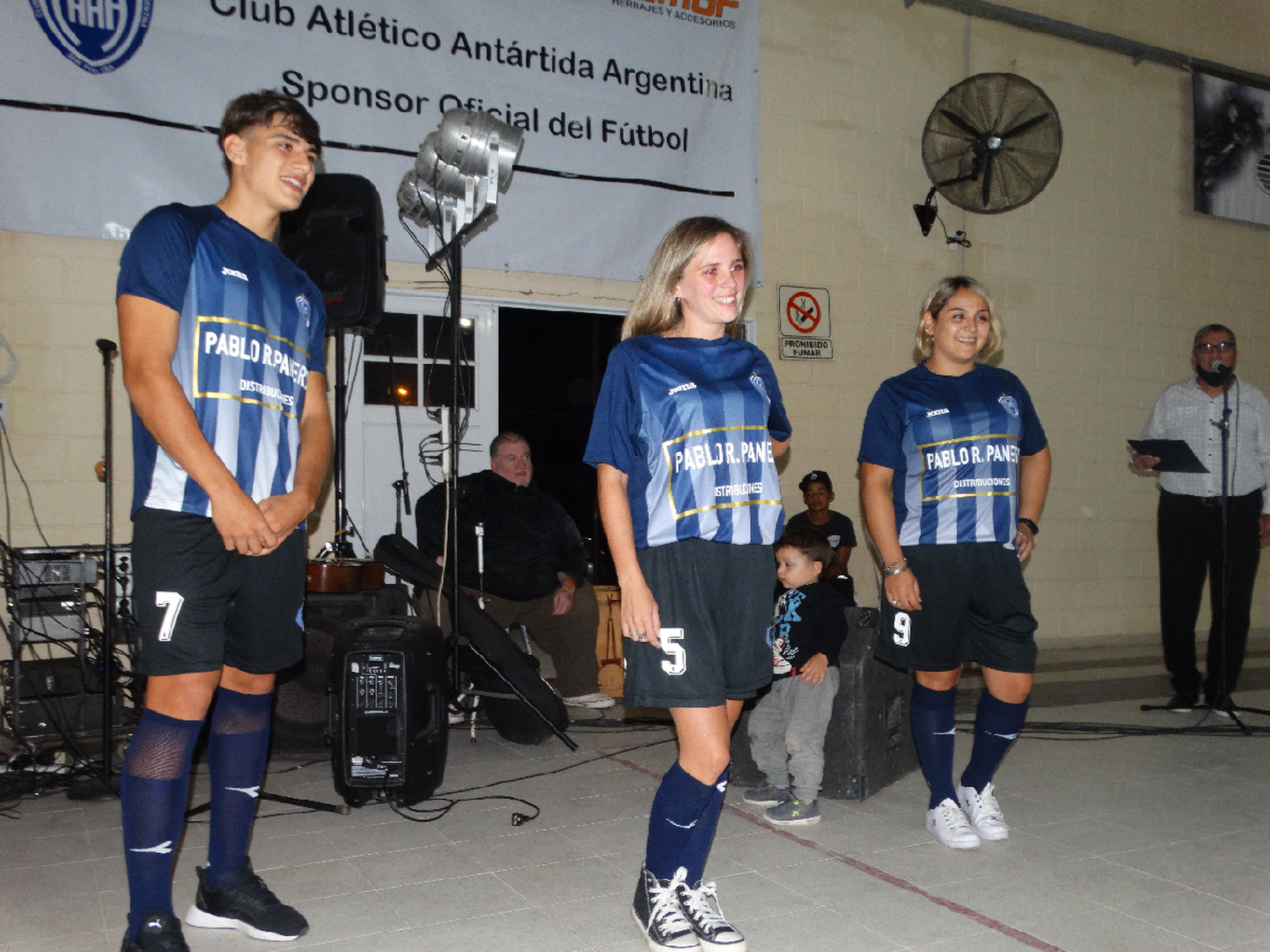Antártida presentará su nueva camiseta