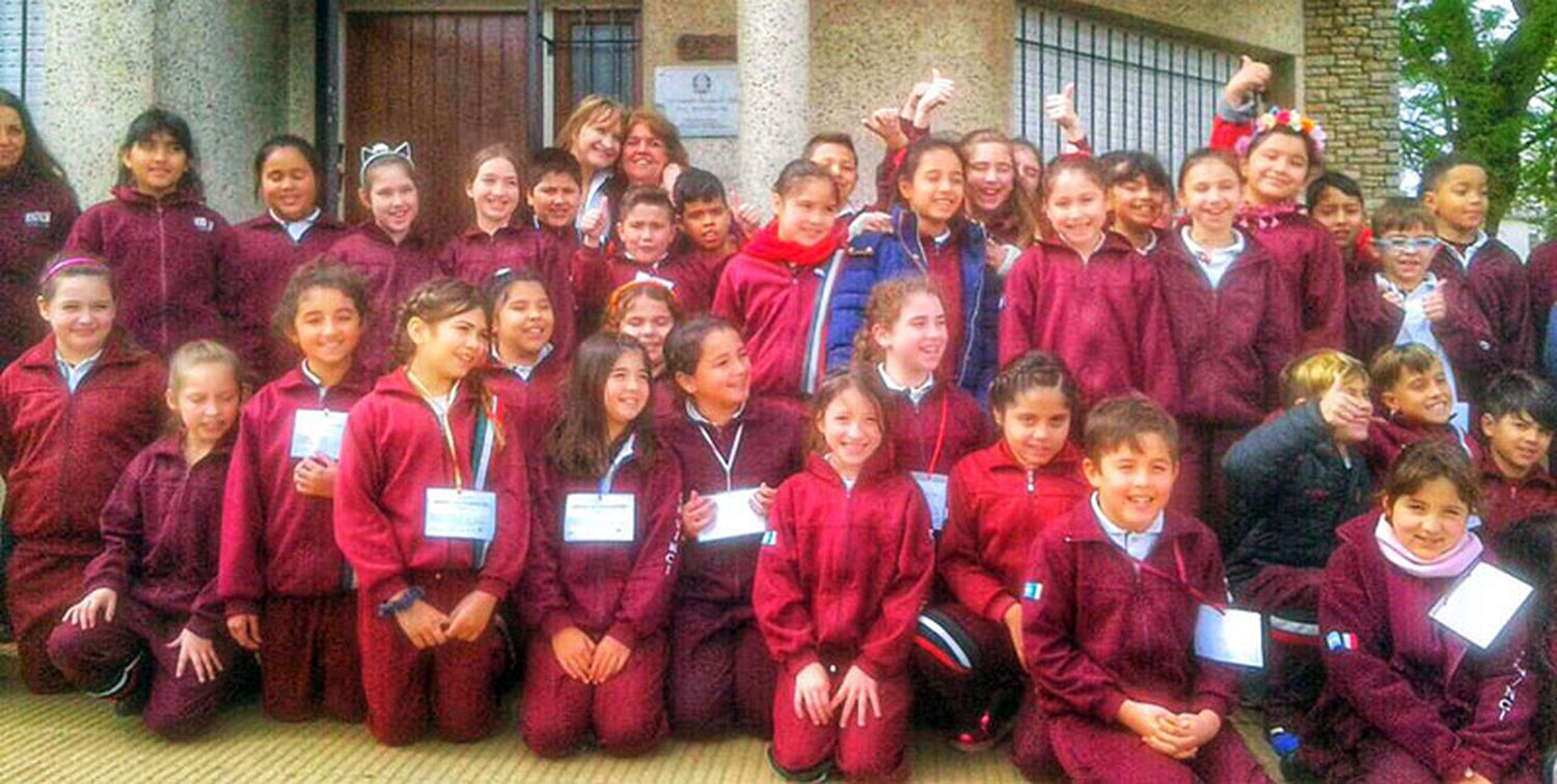 Alumnos del Colegio Da Vinci de Mar del Plata estuvieron ayer en Necochea