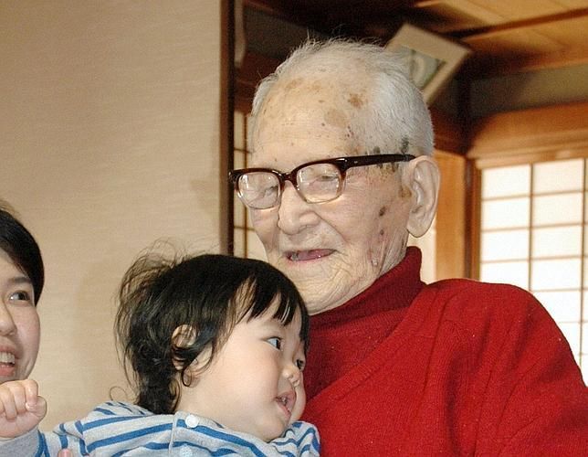 Murió en Japón el hombre más viejo del mundo