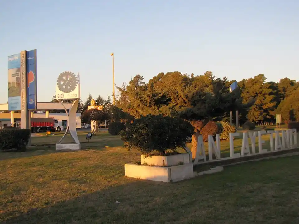SAN CAYETANO: Se cumplen 59 años de autonomía municipal