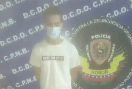 ADEMÁS DE PORNOGRAFÍA INFANTIL: preso por difundir video en donde aplastaba animales