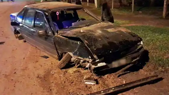 Conducía con 2,15 de alcohol en sangre y despistó