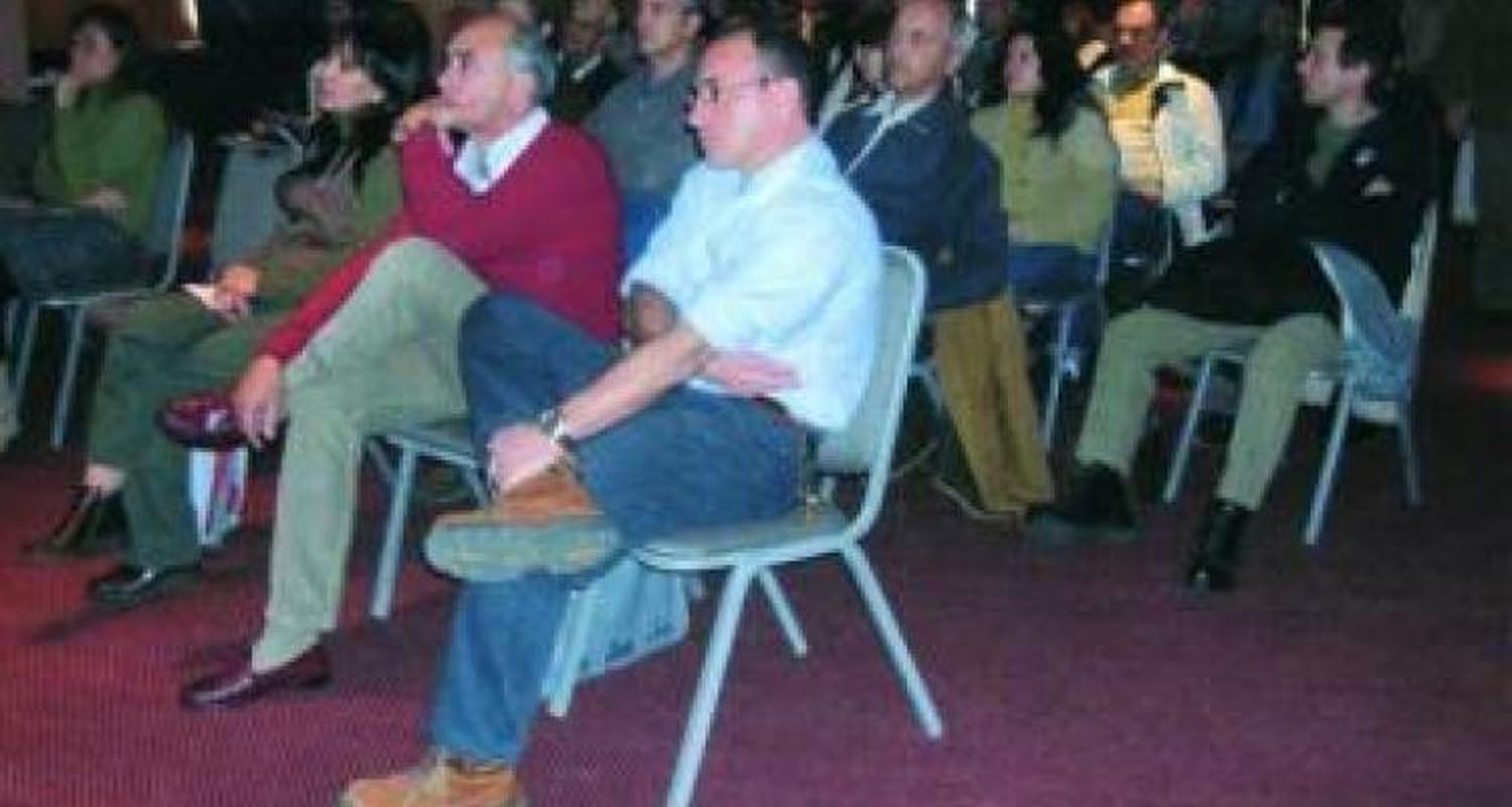 Amplia participación en una charla sobre enfermedades