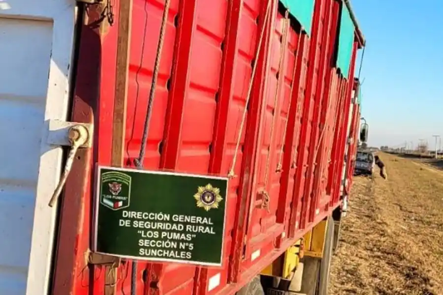 Los Pumas Sunchales labraron acta a camionero por falta de documentación en su carga