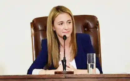 Una Diputada provincial le pide a Frigerio que informe la planta de funcionarios de su gobierno