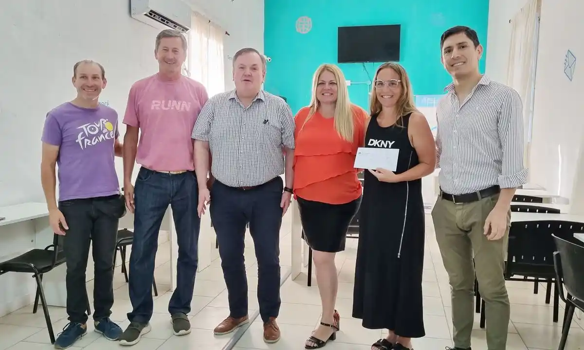 Michlig y Dupouy entregaron aportes en la ciudad de Ceres