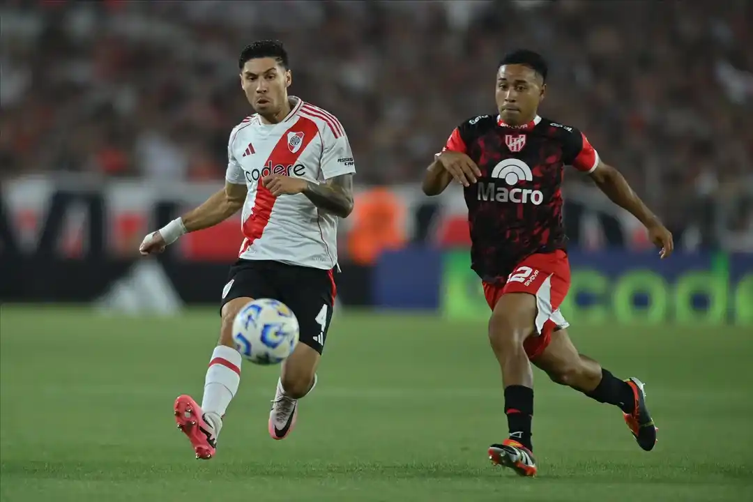 River logra su primera victoria en el Apertura 2025 con un agónico gol de Montiel
