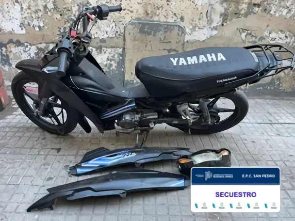 La motocicleta fue secuestrada por los efectivos policiales.