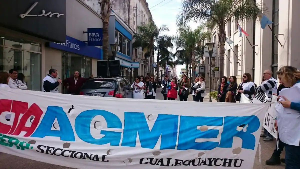 Agmer rechazó la oferta de Frigerio y ratificó el paro docente