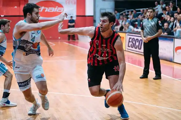 Central rinde una exigente prueba ante el líder Peñarol en Tala