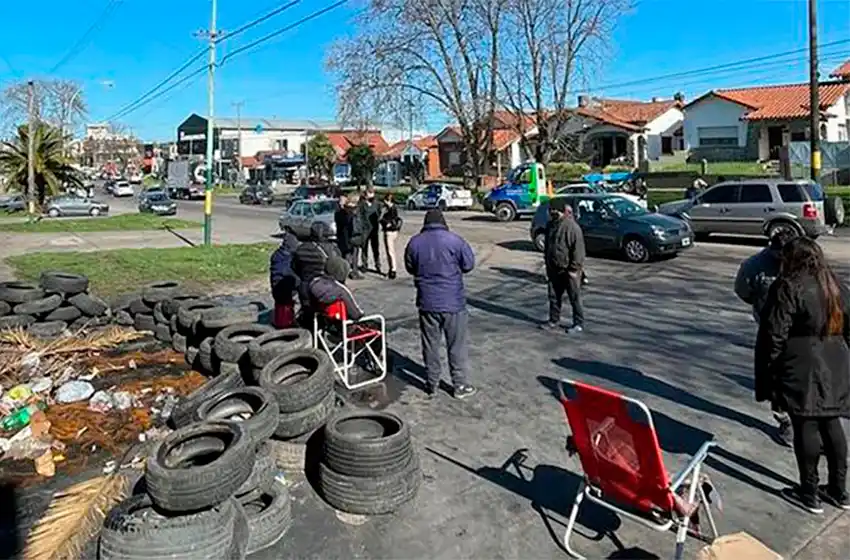Bloquean una empresa pesquera desde hace 18 días y una jueza dijo que no es delito
