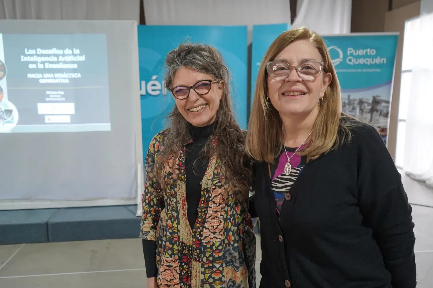 Miriam Kapp y María Elena Pelanda estuvieron a cargo del seminario sobre inteligencia artificial destinado a docentes de todos los niveles