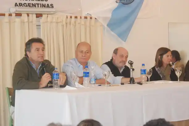 Luis Etchevehere: “para el gobierno los productores somos enemigos"