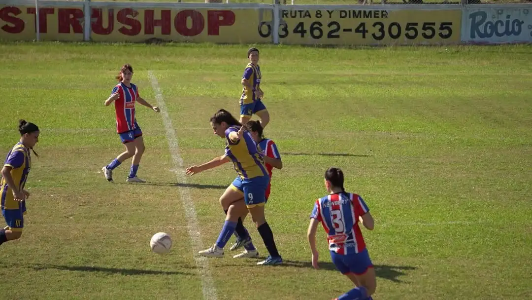 El fútbol femenino vuelve a tener acción este fin de semana. Foto archivo
