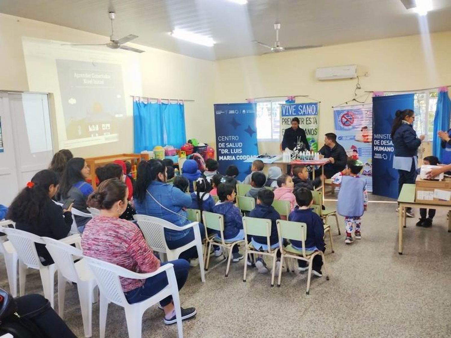 El centro de salud Luis María Codda enseña
variados temas de salud en los jardines de infantes