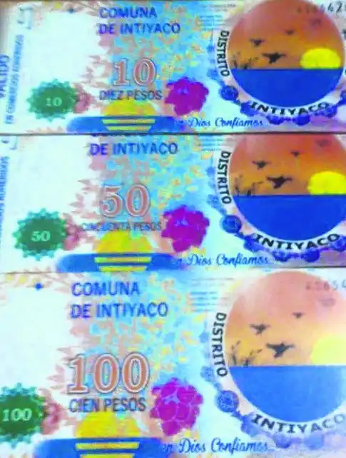 Intiman a Intiyaco a retirar una cuasimoneda