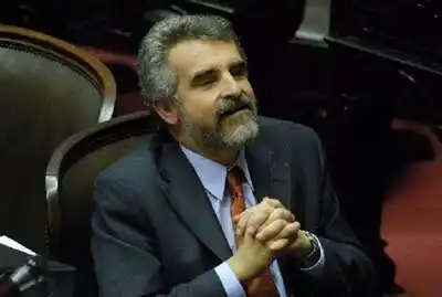 Cambios en el gabinete de Cristina: Agustín Rossi en Defensa y Puricelli en Seguridad; Garré, embajadora ante la OEA