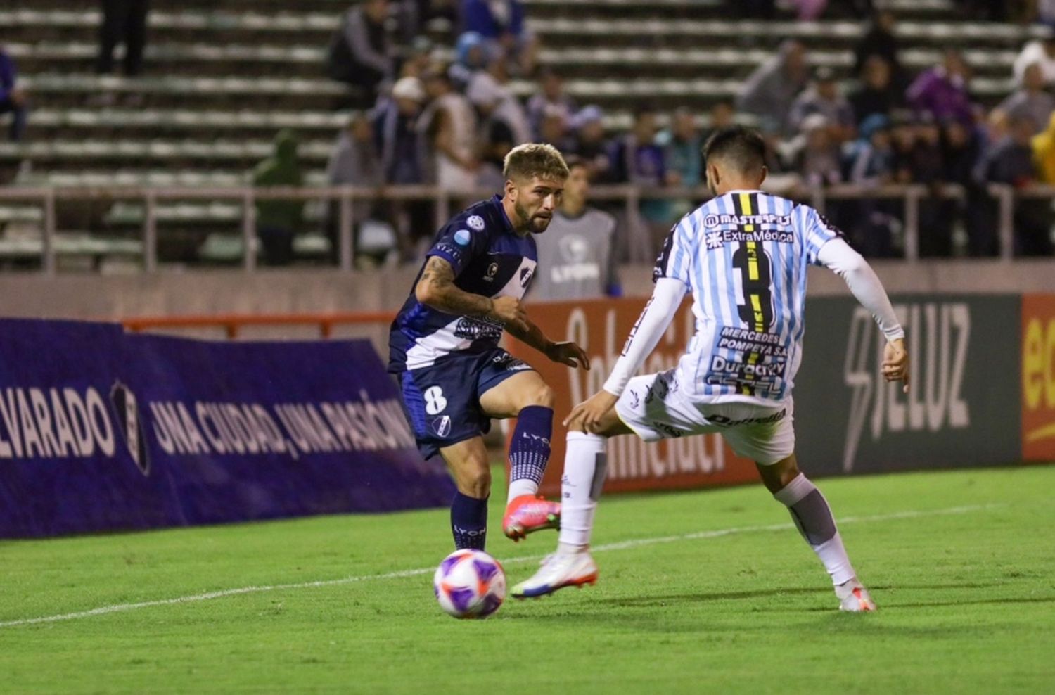 Con poco, el puntero le ganó a Alvarado en Mar del Plata