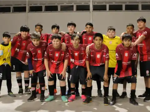 9 de Julio arrasó en juveniles de futsal: goleadas ante Ben Hur y triunfo en Sub 13