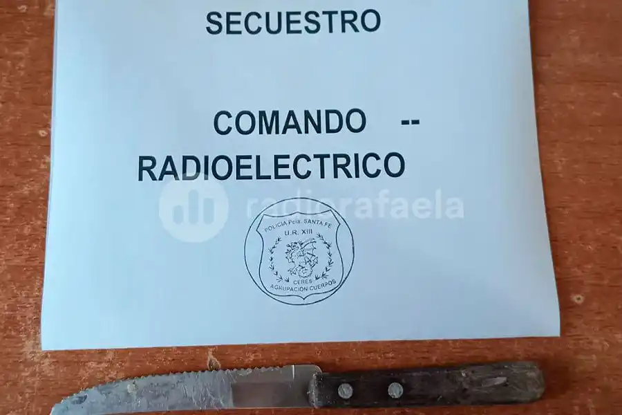 Preocupación en Ceres: se enojó con la madre y le arrojó un cuchillo para herirla