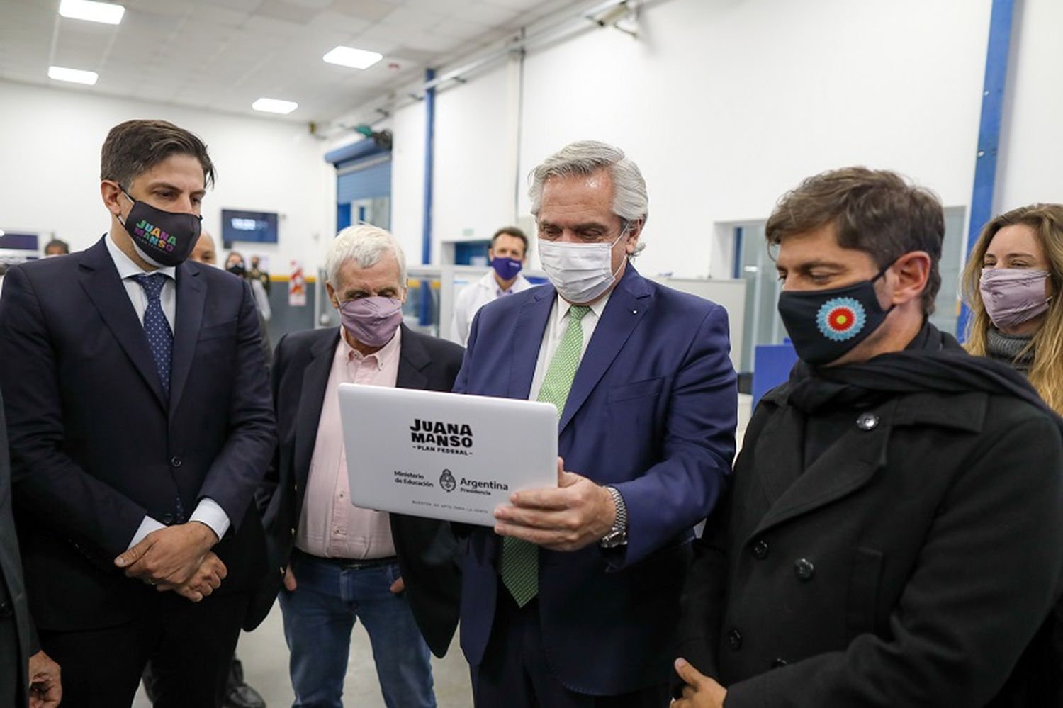 Alberto Fernández  anunció la entrega de 633 mil netbooks a estudiantes secundarios