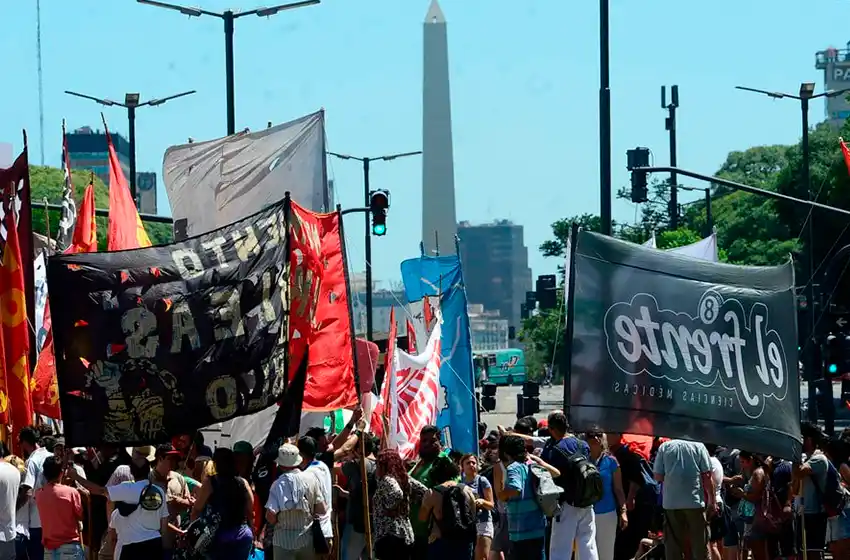 Lanzan un Plan para que 700 mil beneficiarios del Potenciar Trabajo finalicen sus estudios