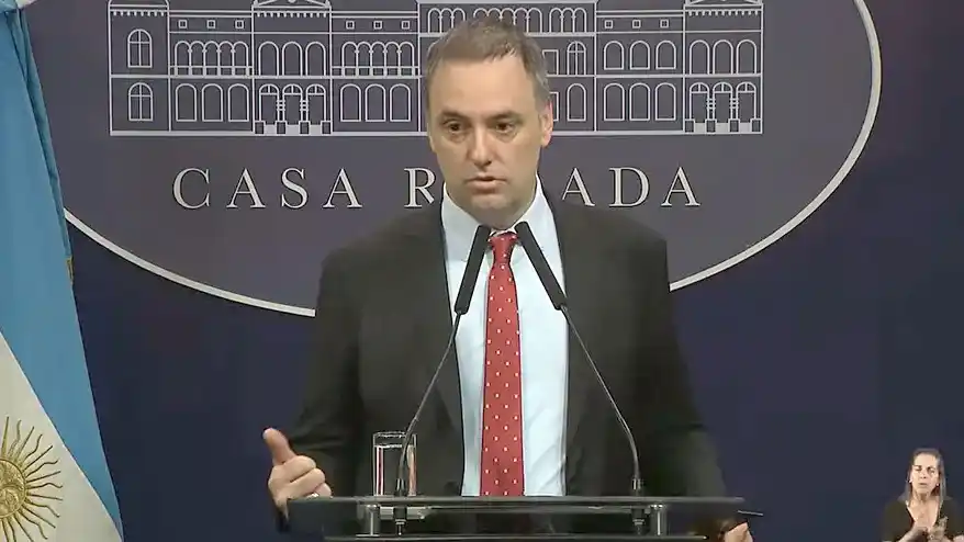 El jefe de Gabinete, Maniel Adorni.