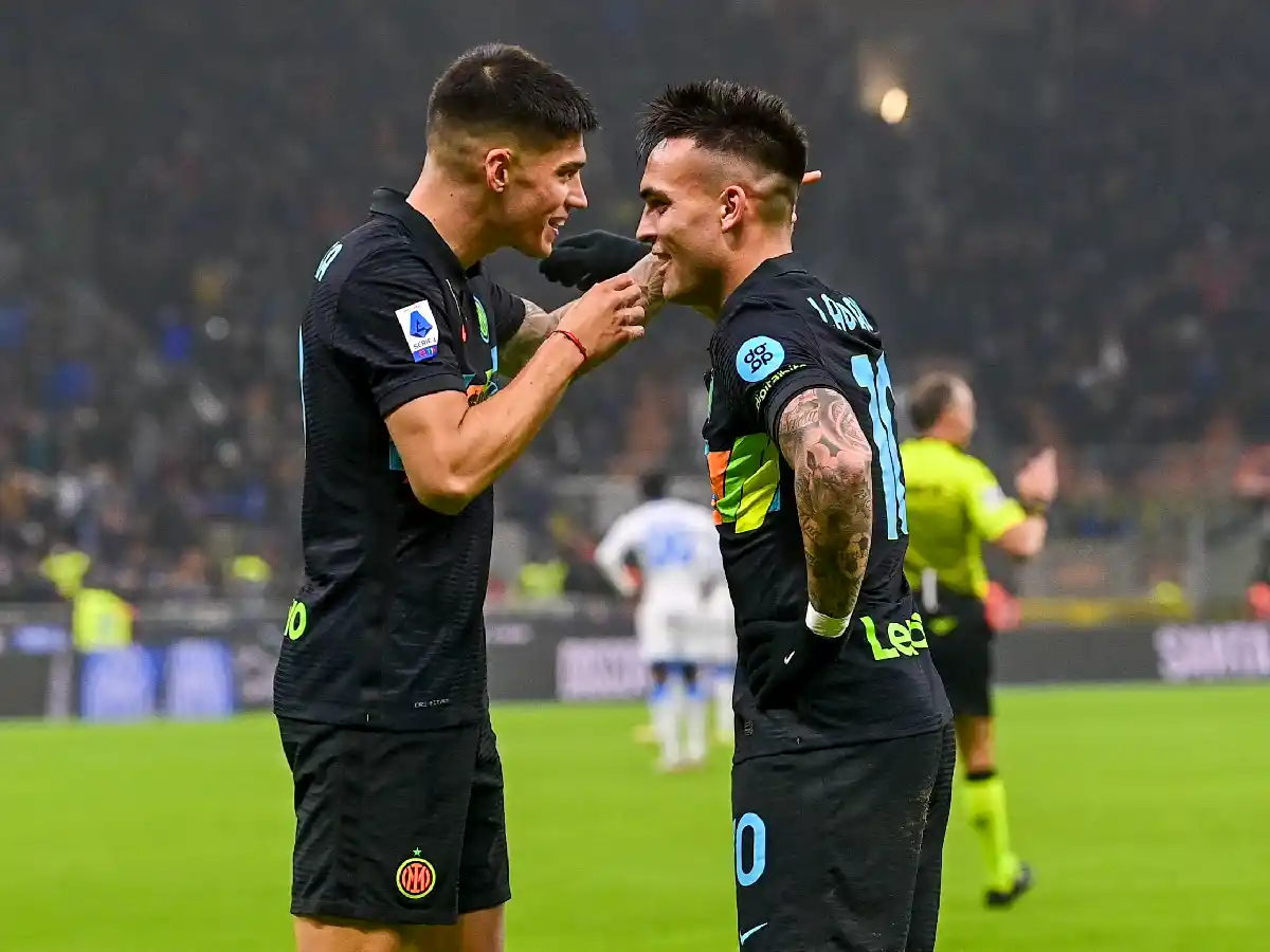 Gol de Martínez en el triunfo del Inter ante Nápoli