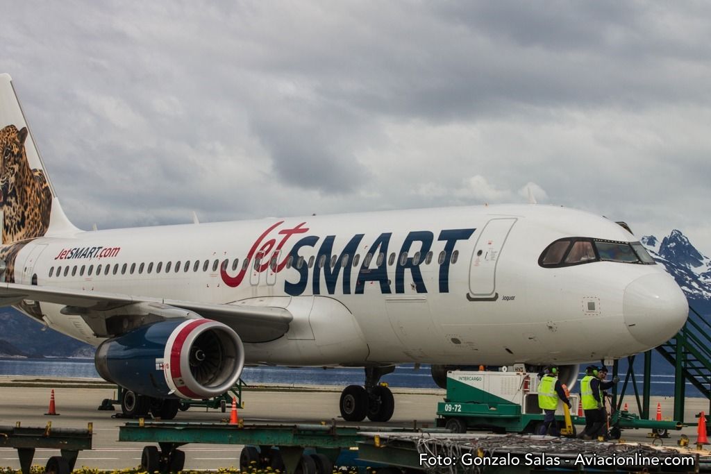 Hay acuerdo entre el gobierno y JetSMART para poder operar en Aeroparque
