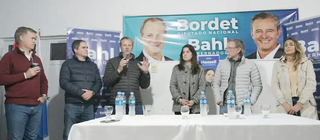 Bahl: “No somos todos lo mismo”