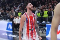 Buena labor de Vildoza en el triunfo de su equipo