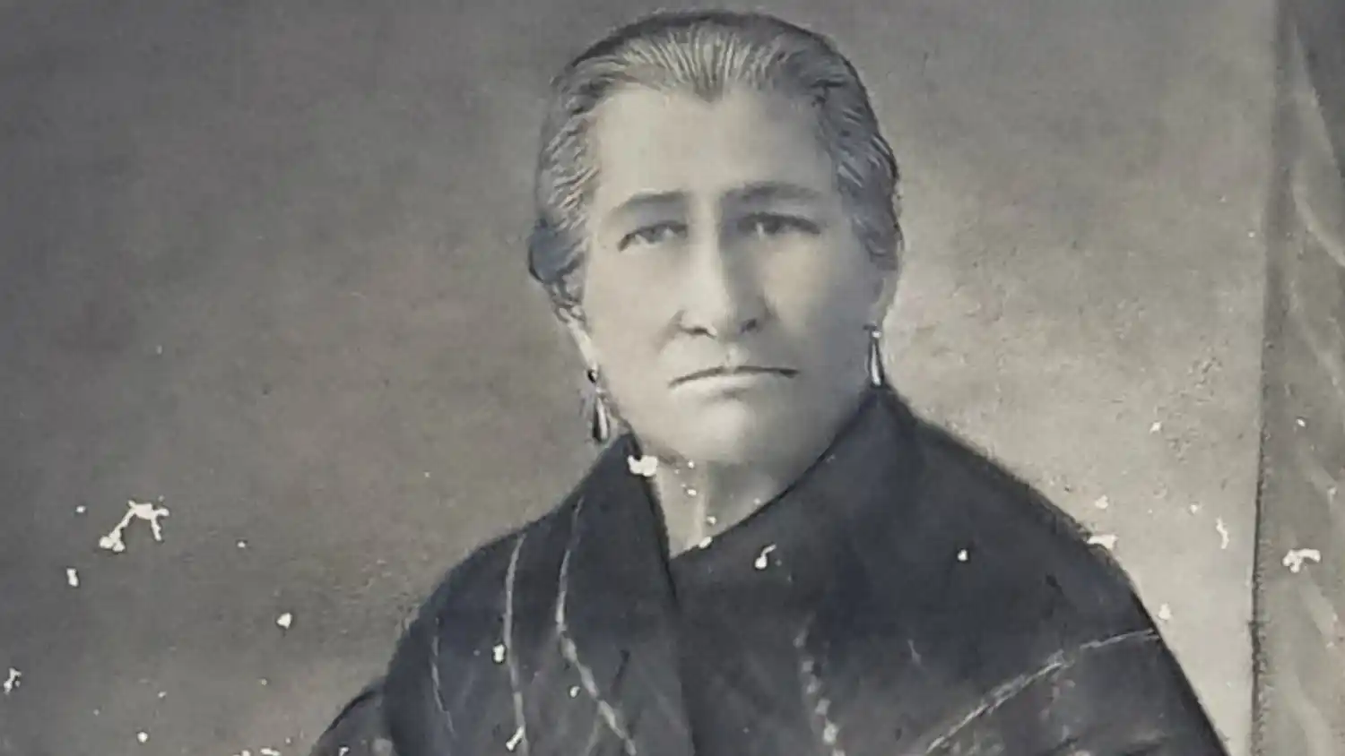 “Pieza del mes”: el Museo Histórico Provincial continúa exhibiendo fotografías de mujeres