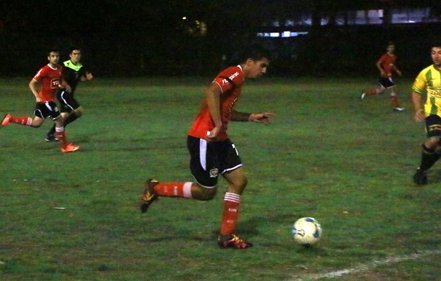 Se define el segundo descenso y el último equipo que accederá a las semifinales