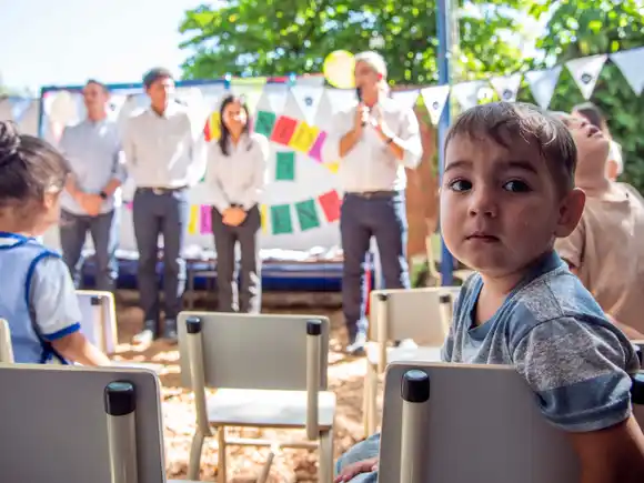 Javkin inauguró el ciclo 2025 en 45 salas de 3 años en los jardines municipales