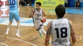 Peñarol busca su mejor lugar antes de la reclasificación. Foto: Prensa LNB