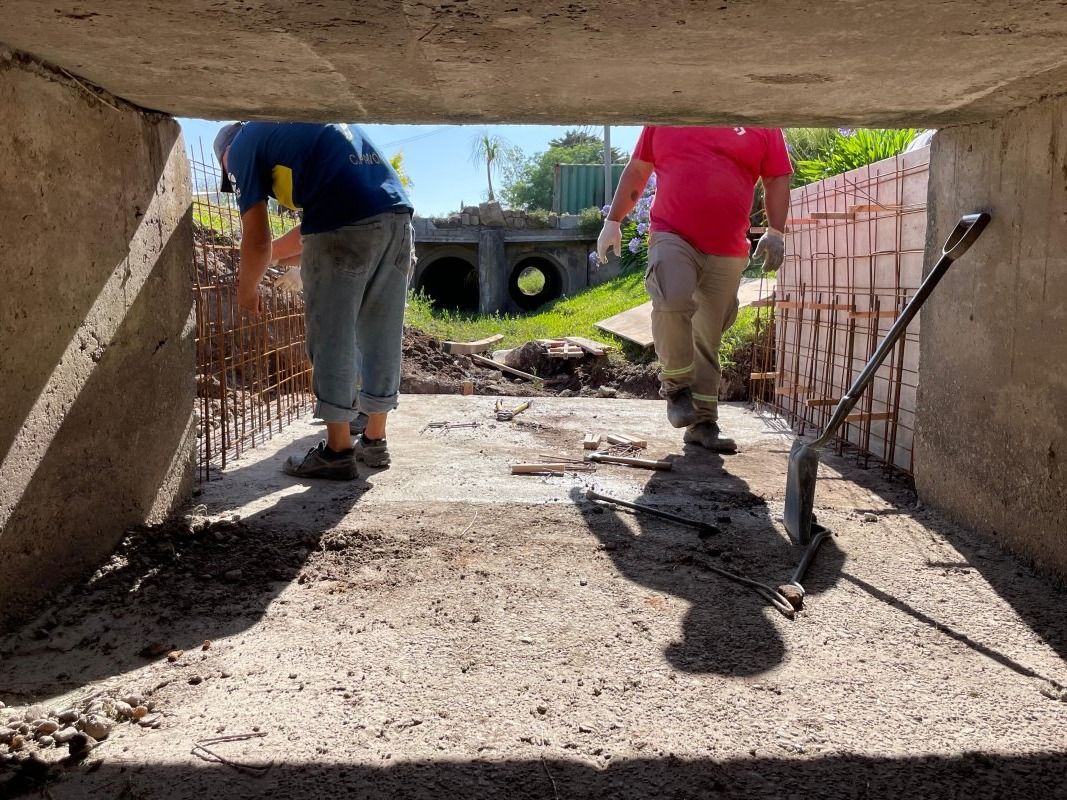 Prolongan la alcantarilla ubicada en Urquiza y Arroyo Ñancay