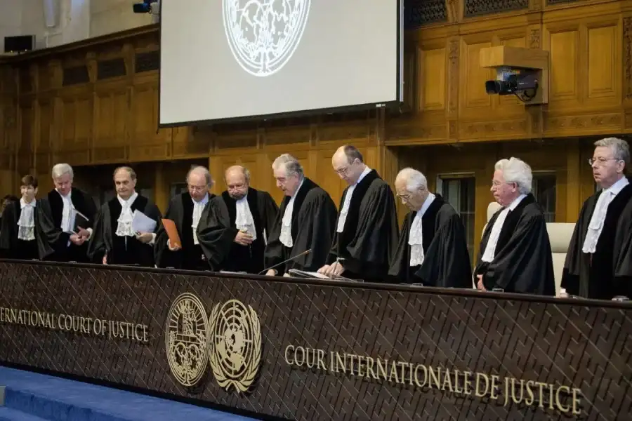 La Corte Internacional de Justicia (CIJ), es el principal Tribunal internacional destinado a resolver disputas entre los Estados