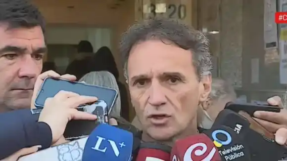 Gabriel Katopodis votó en San Martín y afirmó: "En el cuarto oscuro no hay TikTok ni agresión, cada voto cuenta"
